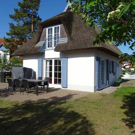 Reetdachhaus Direkt Am Meer Fuer 6 Personen!! Karlshagen Buitenkant foto