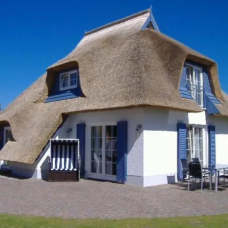 Reetdachhaus Direkt Am Meer Fuer 6 Personen!! Karlshagen Buitenkant foto