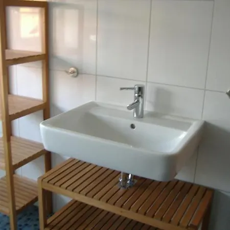 Reetdachhaus Direkt Am Meer Fuer 6 Personen!! Karlshagen Buitenkant foto