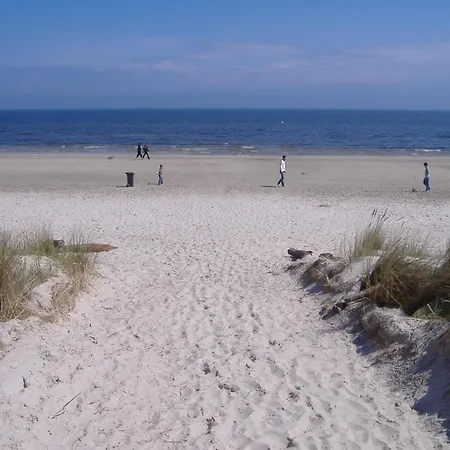 Reetdachhaus Direkt Am Meer Fuer 6 Personen!! Karlshagen Buitenkant foto