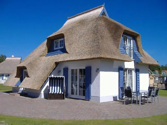 Reetdachhaus Direkt Am Meer Fuer 6 Personen!!